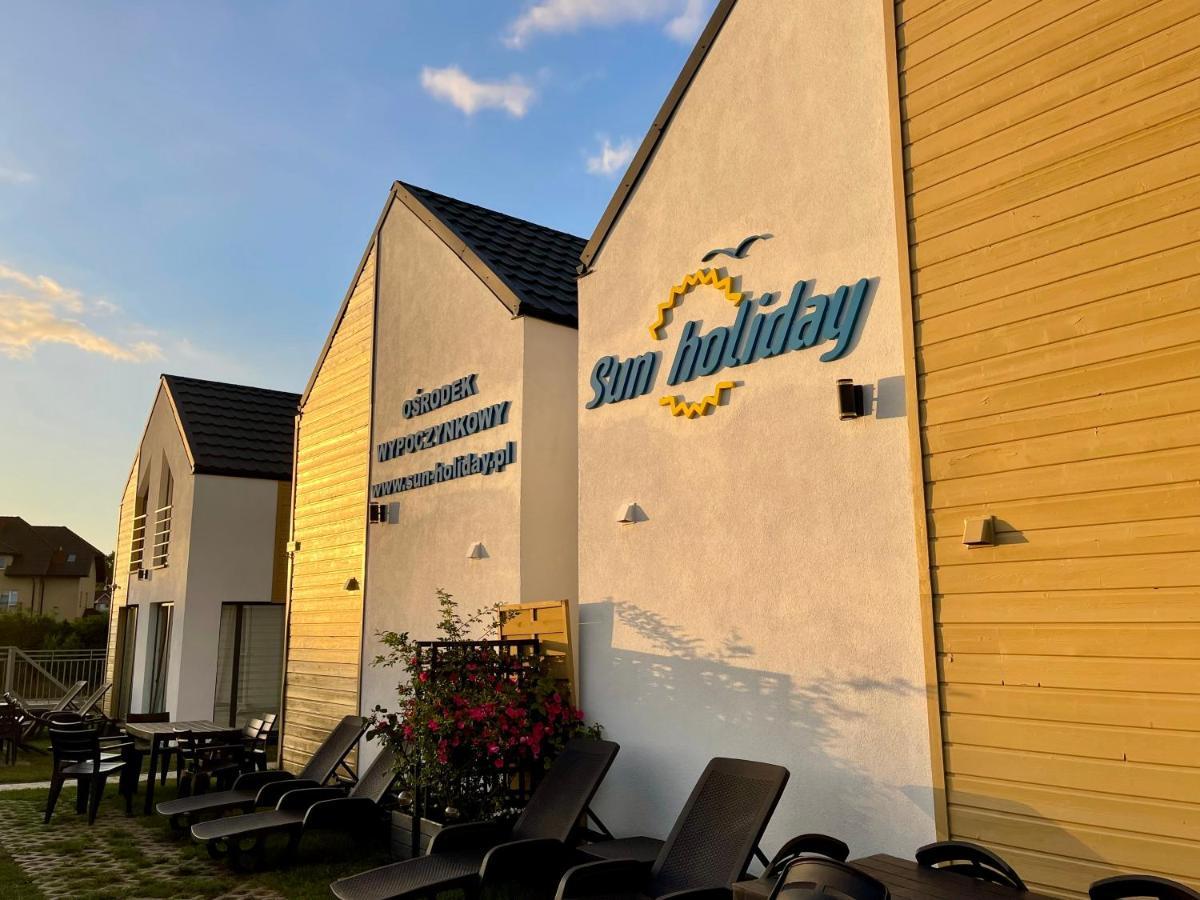 Sun-Holiday Domki Letniskowe Rewal Exterior photo